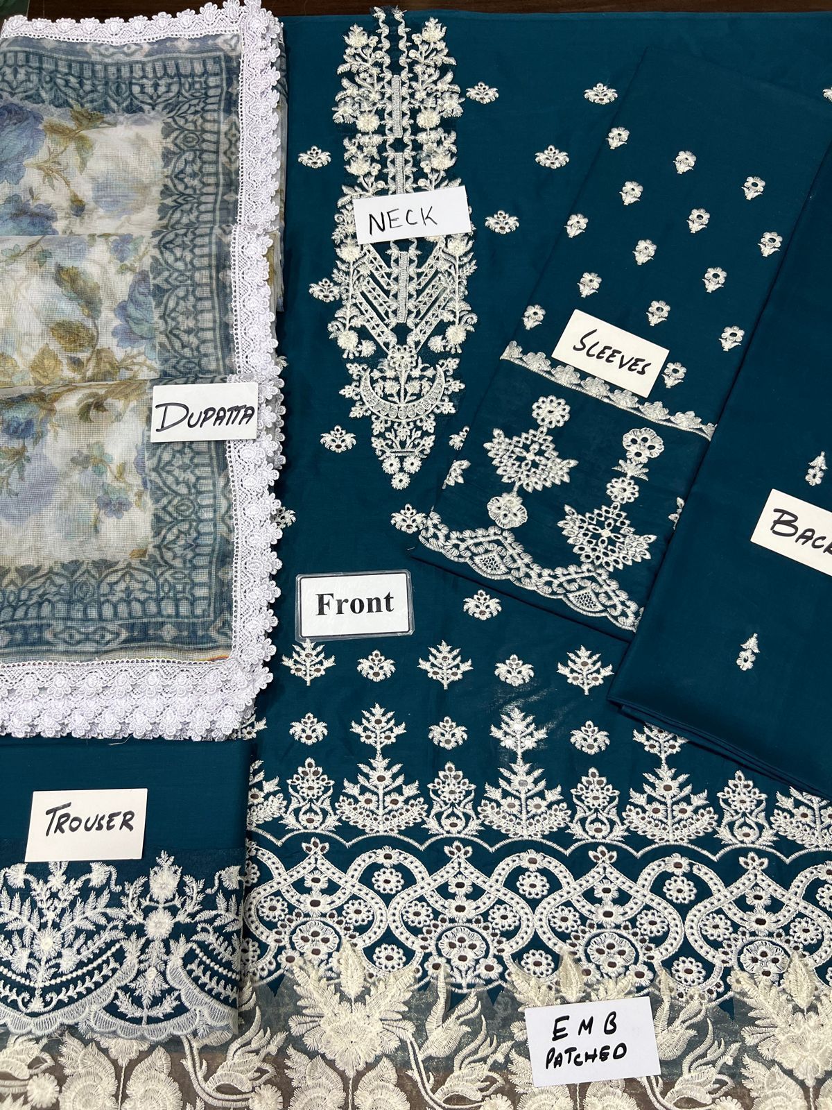 ZAINAB CHOTANI chikankari cotton embroidered unstitced 3pc